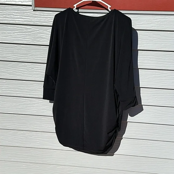 Zenana, Black 3/4 Sleeve Top - Picture 2 of 6